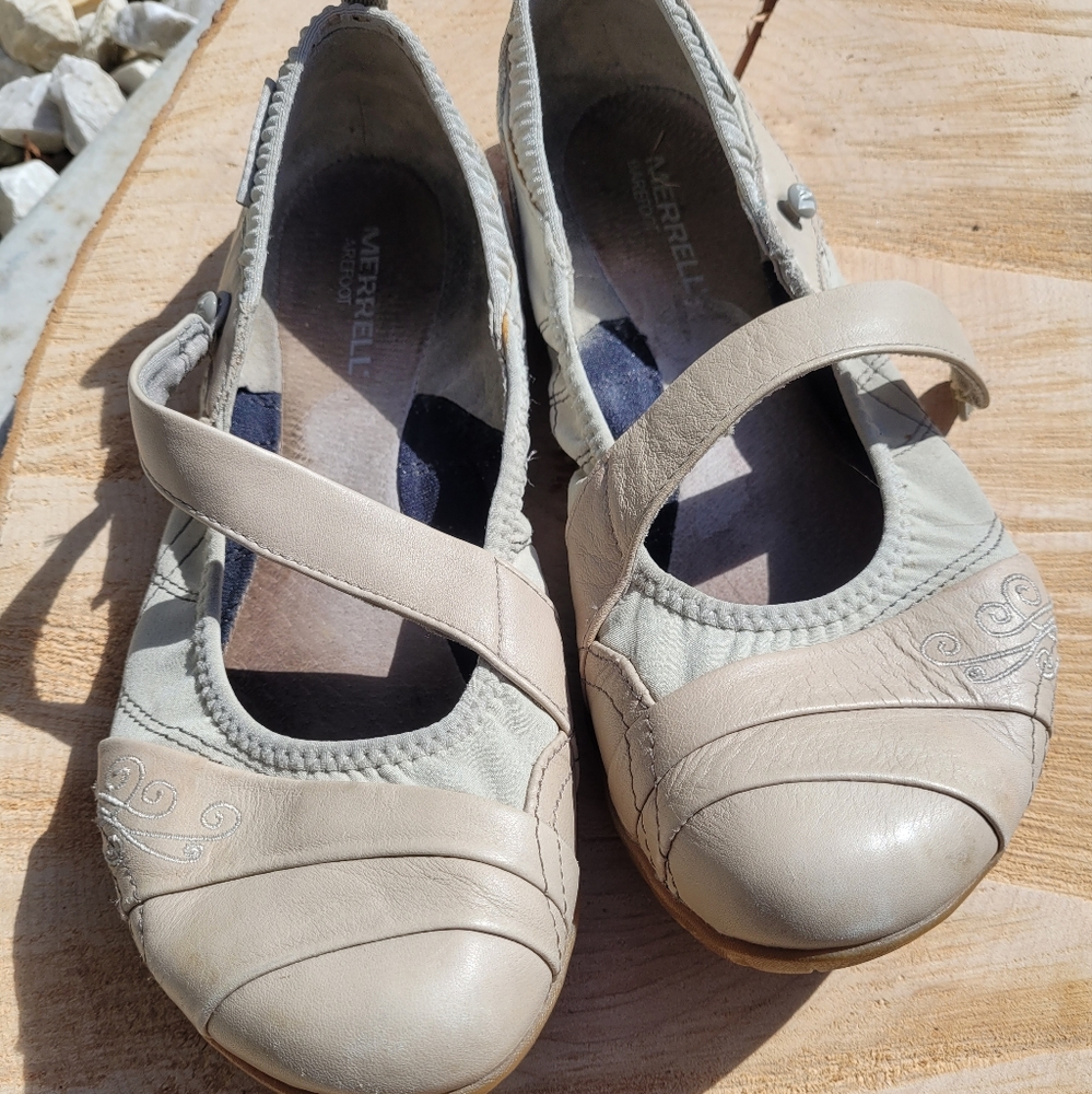 Merrell Barefoot shoes size 7